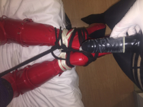 Entjungferung mit dem Strap On - 4.Teil